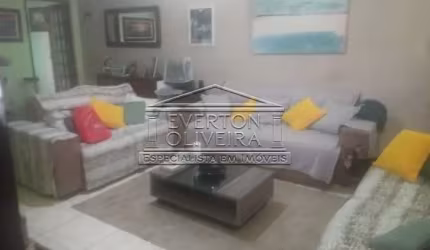 Casa com 4 quartos à venda na Cidade Nova Jacareí, Jacareí  por R$ 298.000