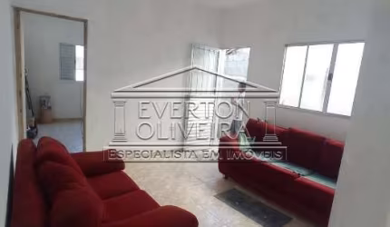 Casa com 2 quartos à venda no Parque Imperial, Jacareí  por R$ 250.000