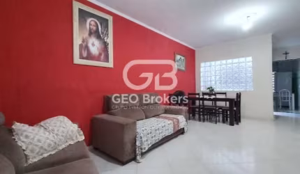 Casa com 3 quartos à venda no Jardim Terras de São João, Jacareí  por R$ 530.000