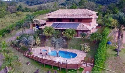 Chácara / sítio com 4 quartos à venda no Luiz Carlos, Guararema  por R$ 1.900.000