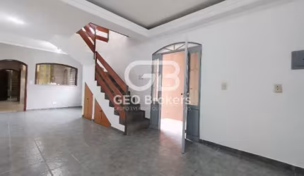Casa com 3 quartos à venda na Vila Ita, Jacareí  por R$ 290.000