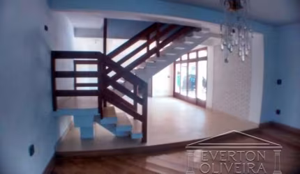 Casa com 4 quartos à venda no Parque Brasil, Jacareí  por R$ 1.200.000