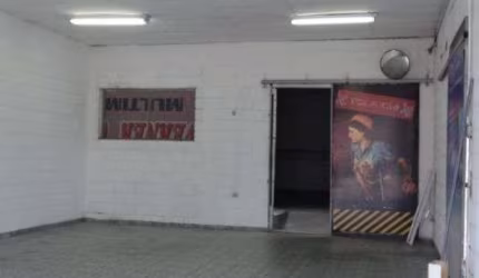 Barracão / Galpão / Depósito com 2 salas à venda na Vila Pinheiro, Jacareí  por R$ 580.000