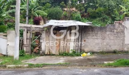 Terreno à venda no Jardim Colônia, Jacareí  por R$ 140.000