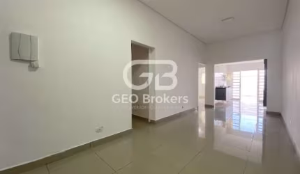 Casa com 3 quartos à venda no Parque Califórnia, Jacareí  por R$ 420.000