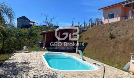 Chácara / sítio com 4 quartos à venda na Zona Rural, Santa Branca  por R$ 450.000
