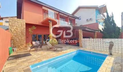 Casa em condomínio fechado com 3 quartos à venda no Jardim Coleginho, Jacareí  por R$ 1.400.000