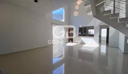 Casa em condomínio fechado com 3 quartos à venda no Jardim Crystal Park, Jacareí  por R$ 1.600.000