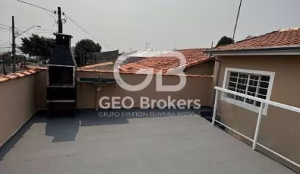 Casa com 4 quartos à venda no Conjunto São Benedito, Jacareí  por R$ 394.000