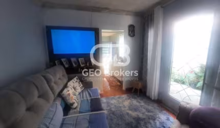 Casa com 2 quartos à venda no São João, Jacareí  por R$ 190.000