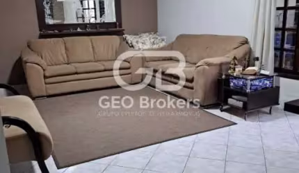 Casa com 3 quartos à venda no Residencial São Paulo, Jacareí  por R$ 880.000