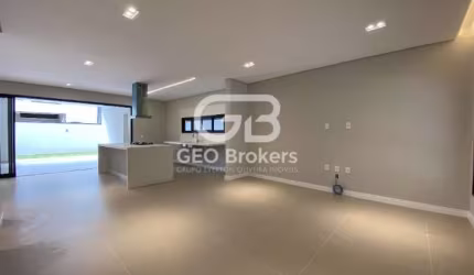Casa em condomínio fechado com 3 quartos à venda no Jardim Jacinto, Jacareí  por R$ 1.330.000