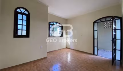 Casa com 3 quartos à venda no Parque dos Príncipes, Jacareí  por R$ 277.000
