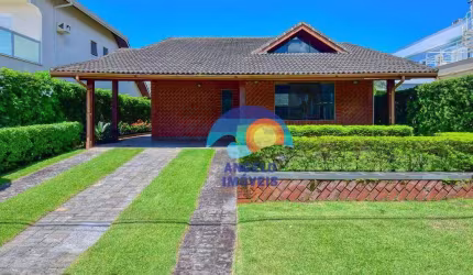 Casa com 3 dormitórios à venda, 224 m² por R$ 1.000.000,00 - Bougainvillee II - Peruíbe/SP