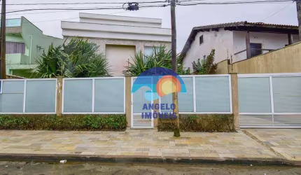 Sobrado com 3 dormitórios à venda, 318 m² por R$ 1.650.000 -