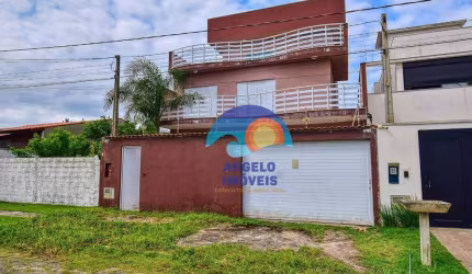 Sobrado com 3 dormitórios à venda, 264 m² por R$ 900.000,00 - Parque Balneário Oásis - Peruíbe/SP