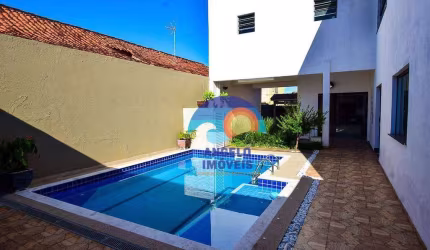 Sobrado a 100 metros da praia com 4 dormitórios à venda, 243 m² por R$ 800.000 - Balneario Josedy - Peruíbe/SP