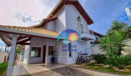 Sobrado à venda, 162 m² por R$ 800.000,00 - Estancia Sao Jose - Peruíbe/SP