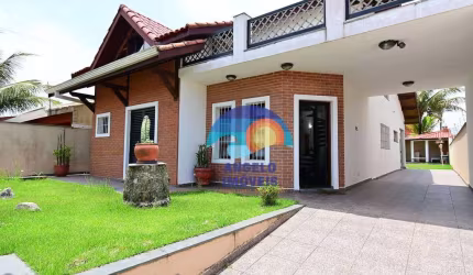 Casa com 3 dormitórios à venda, 163 m² por R$ 750.000,00 - Estância Balneária Convento Velho - Peruíbe/SP