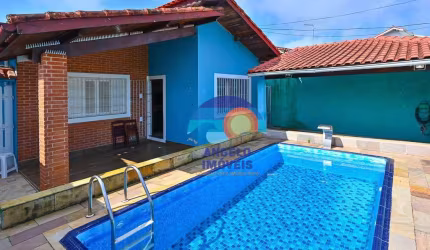 Casa com piscina, 3 quartos à venda, 130 m² por R$ 410.000 - Centro - Peruíbe/SP