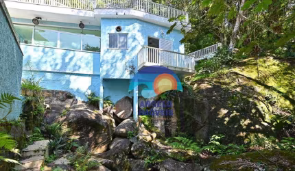 Casa com 3 dormitórios à venda, 200 m² por R$ 1.000.000,00 - Parque Peruibe - Peruíbe/SP