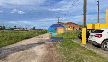 Galpão para venda, 150 m², por R$ 350.000,00, com dois banheiros, área livre os fundos e 3 vagas de estacionamento.