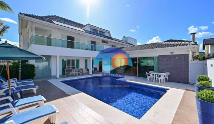 Sobrado com 6 dormitórios à venda, 650 m² por R$ 4.800.000,00 - Bougainvillee I - Peruíbe/SP