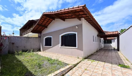 Casa a 50 metros do mar à venda, 163 m² por R$ 580.000 - Jardim Ribamar - Peruíbe/SP