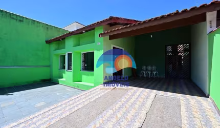 Casa com 4 dormitórios à venda, 167 m² - Peruíbe/SP