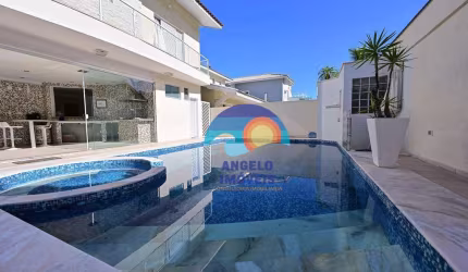 Sobrado com 4 dormitórios à venda, 322 m² por R$ 2.300.000,00 - Bougainvillee I - Peruíbe/SP