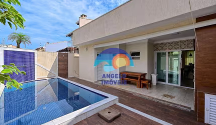 Casa com 3 dormitórios à venda, 133 m² por R$ 860.000,00 - Jardim Casablanca - Peruíbe/SP