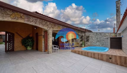 Casa com 3 dormitórios à venda, 182 m² por R$ 650.000,00 - Jardim Icaraiba - Peruíbe/SP