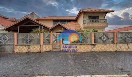 Sobrado com 4 dormitórios, 436 m² - venda por R$ 1.800.000,00 ou aluguel por R$ 10.743,00/mês - Balneário Stella Maris - Peruíbe/SP