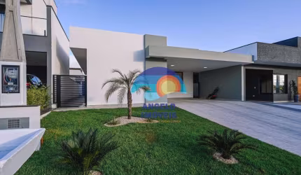Casa com 3 dormitórios à venda, 170 m² por R$ 1.300.000,00 - Bougainvillee IV - Peruíbe/SP