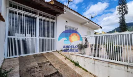 Casa com 2 dormitórios à venda, 120 m² por R$ 599.000,00 - Centro - Peruíbe/SP