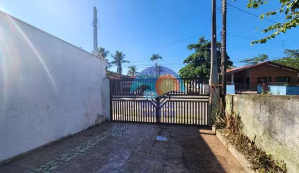 Edícula com 4 dormitórios à venda, 100 m² por R$ 350.000 - Bal Tres Marias - Peruíbe/SP
