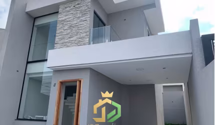 Sobrado a venda no Xaxim com 3 quartos R$840.000,00