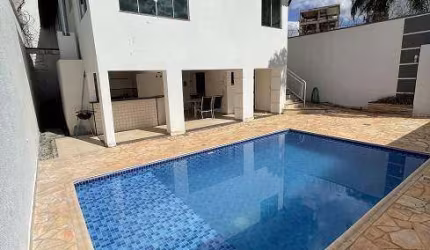 Excelente casa Zona Sul próximo a tudo: Oportunidade de negócio.