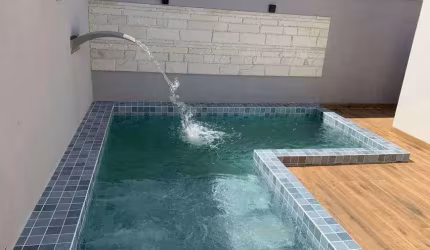 Excelente casa no Condomínio Splendido