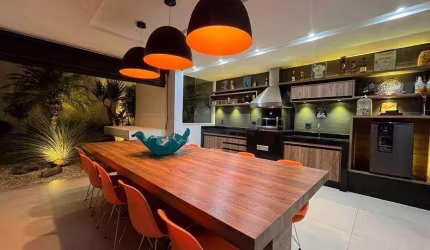 Casa à venda, 4 quartos, 4 suítes, 1 vaga, Jardim Karaíba - Uberlândia/MG