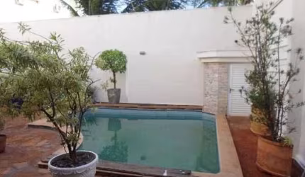 Casa à venda, 3 quartos, 3 suítes, 2 vagas, Jardim Karaíba - Uberlândia/MG