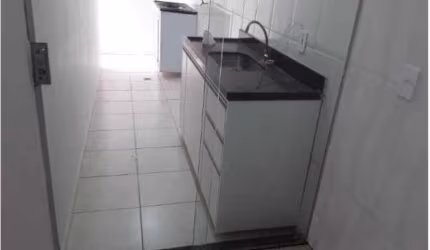 Linda Casa de 2 Quartos no Bairro Granada