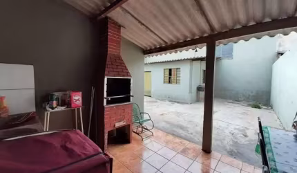 Casa à venda, 3 quartos, 1 suíte, MARTA HELENA - Uberlândia/MG
