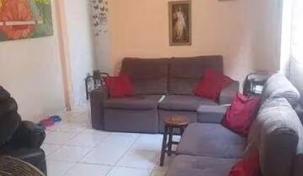 Casa à Venda no Bairro Santa Mônica, Uberlândia-MG