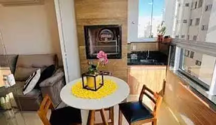 Apartamento no Bairro Finotti: 3 Quartos, Suíte e Closet!