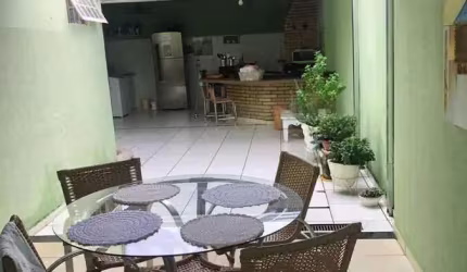 Casa à venda, 3 quartos, 1 suíte, 1 vaga, Presidente Roosevelt - Uberlândia/MG