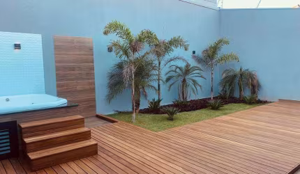 Casa à venda, 3 quartos, 1 suíte, 2 vagas, Santa Mônica - Uberlândia/MG
