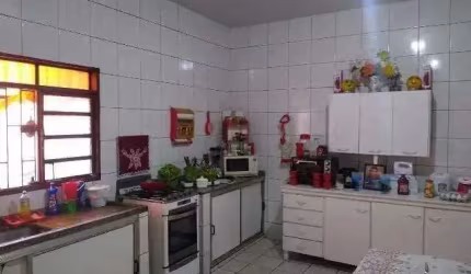 Casa à venda, 3 quartos, 1 suíte, 1 vaga, Pacaembu - Uberlândia/MG