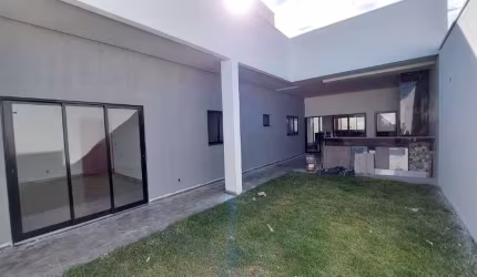 Casa à venda, 3 quartos, 1 suíte, BOSQUE DOS BURITIS - Uberlândia/MG