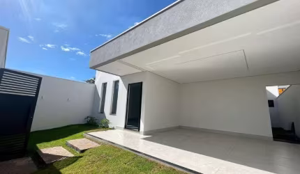 Casa à venda, 3 quartos, 1 suíte, 4 vagas, LARANJEIRAS - Uberlândia/MG